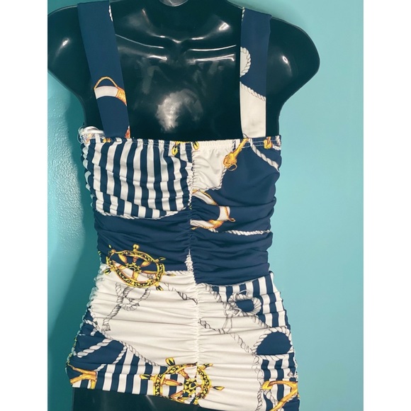 Venus Printed Ruched Top - Picture 2 of 4